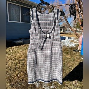 Ladies Size 8 petite Jacquard Dress with Belt